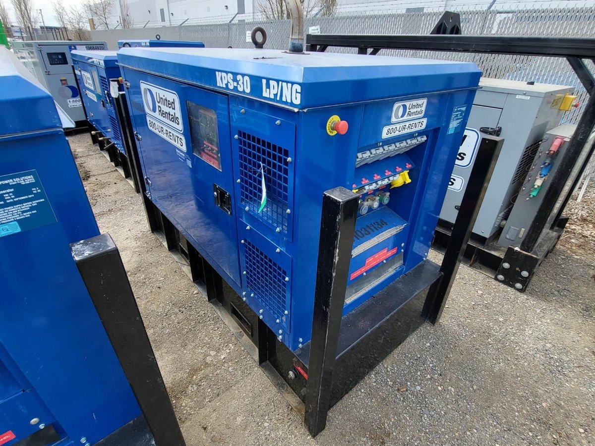 Comparing 30kW Generators to Other Power Solutions and Sizes for the Right